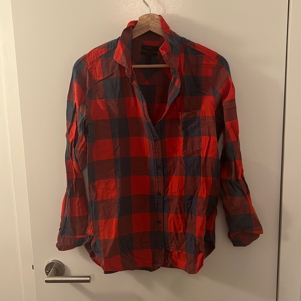 J Crew buffalo plaid button down shirt in flannel size 8